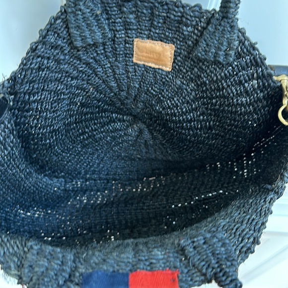 Clare V Alice woven crossbody bag - Picture 3 of 5